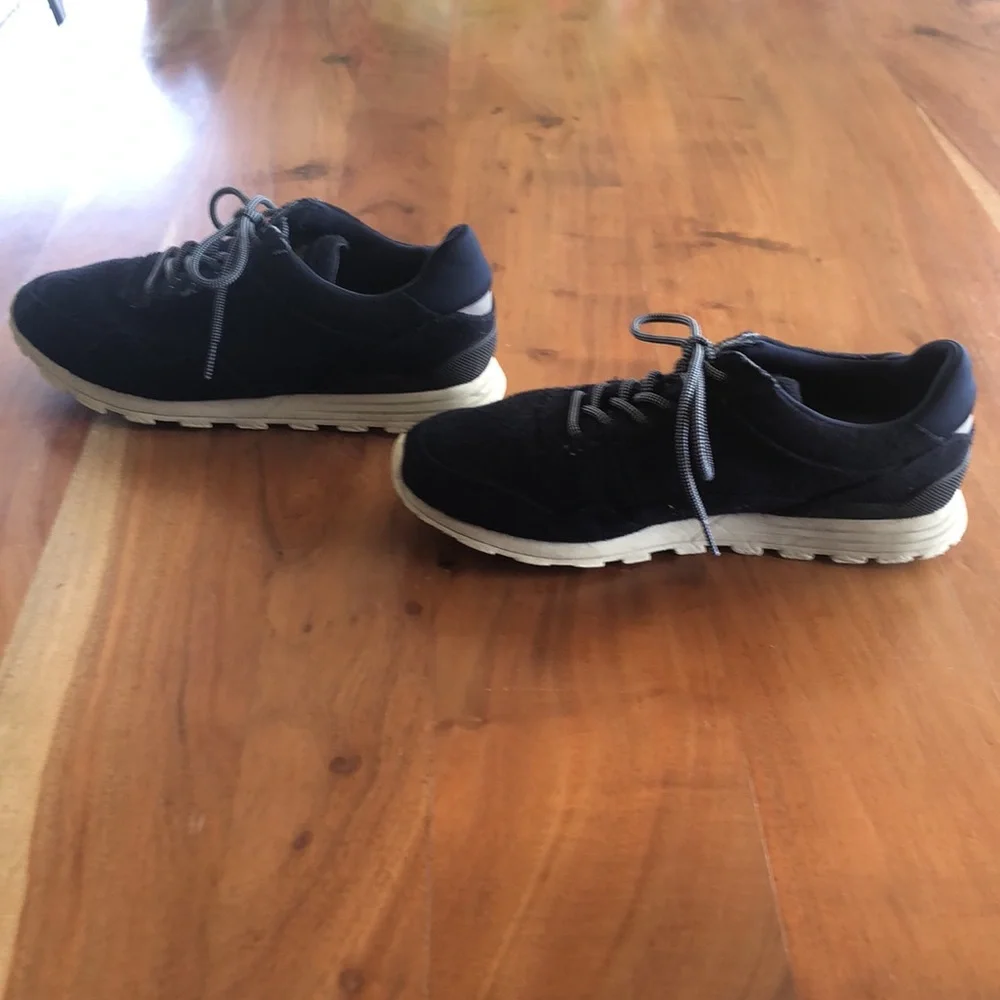 Clae Hoffman‎ Mens Navy Wool Sneakers Sz 9 - EUC